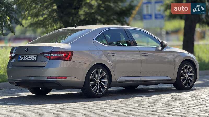 Лифтбек Skoda Superb 2016 в Виннице