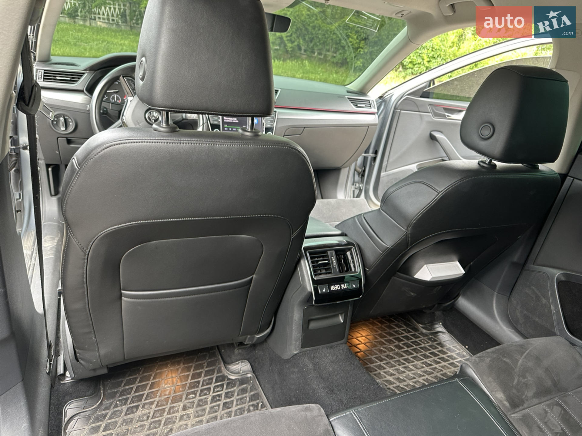 2016 Skoda Superb - мініатюра 11