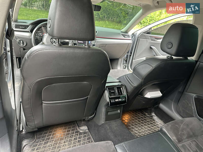 Лифтбек Skoda Superb 2016 в Кривом Роге