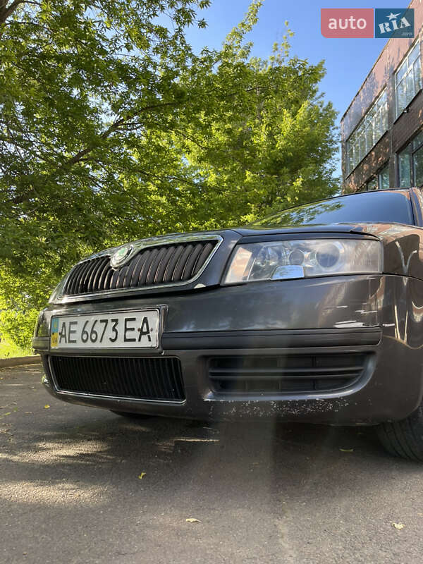 Лифтбек Skoda Superb 2006 в Кривом Роге