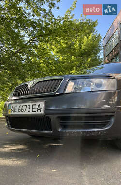 Ліфтбек Skoda Superb 2006 в 