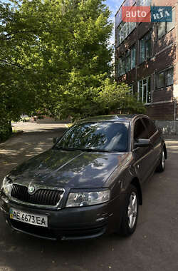 Ліфтбек Skoda Superb 2006 в 
