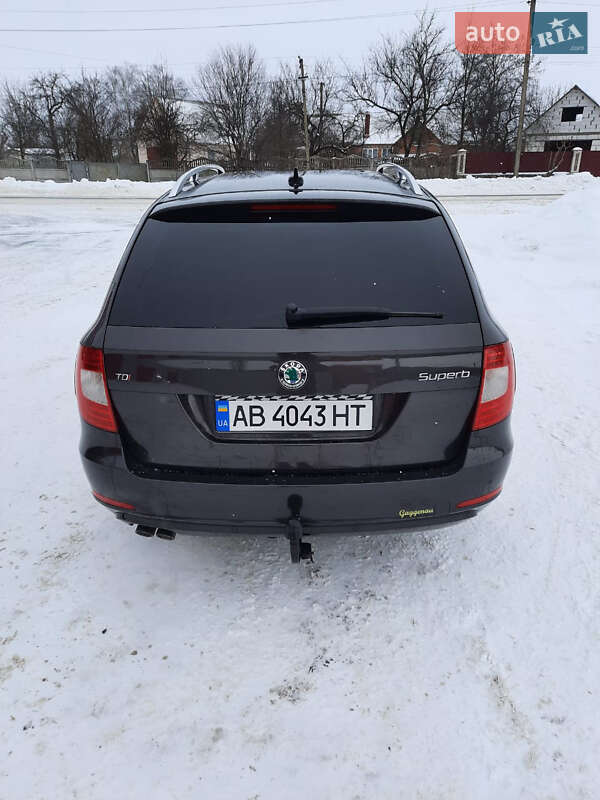 Універсал Skoda Superb 2011 в Києві
