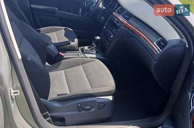 Ліфтбек Skoda Superb 2013 в 