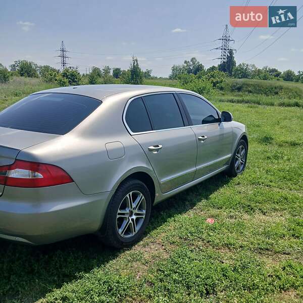 Лифтбек Skoda Superb 2013 в Переяславе