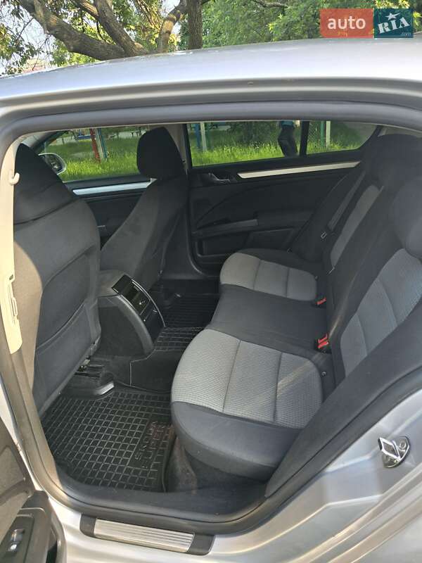 Ліфтбек Skoda Superb 2010 в Києві