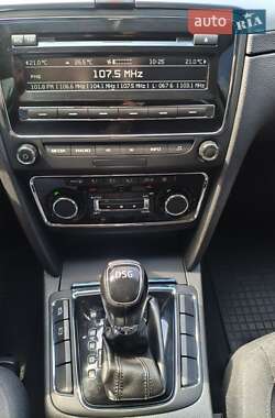 Лифтбек Skoda Superb 2013 в 