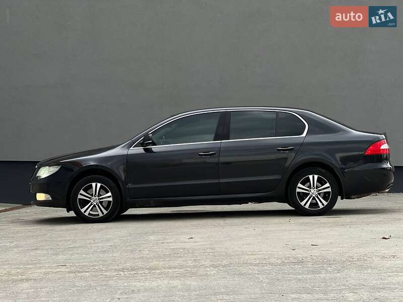 Лифтбек Skoda Superb 2012 в Киеве