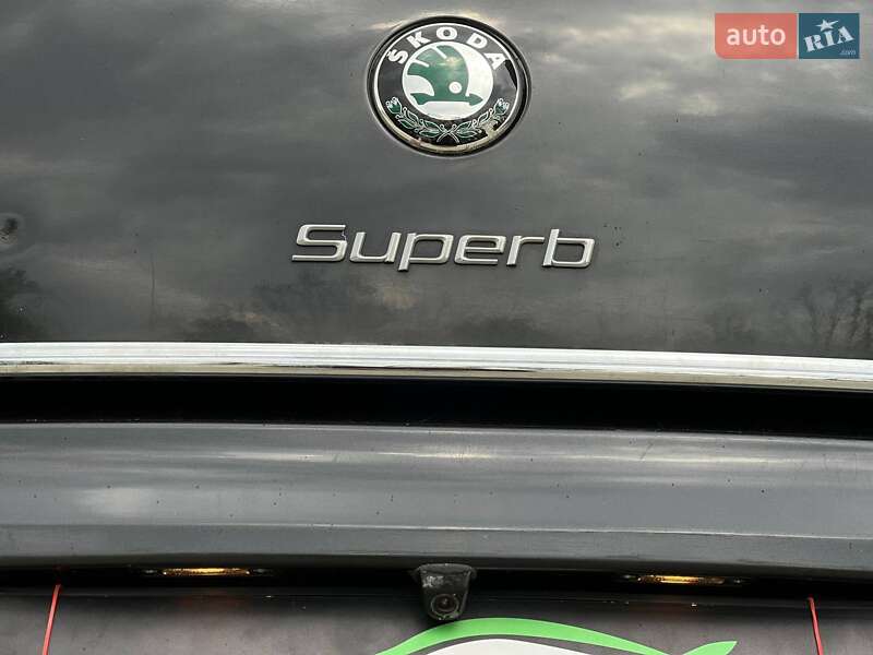 Лифтбек Skoda Superb 2012 в Киеве