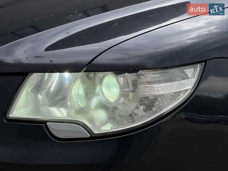 Лифтбек Skoda Superb 2012 в Киеве
