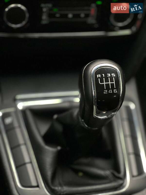 Лифтбек Skoda Superb 2012 в Киеве