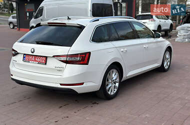 Универсал Skoda Superb 2018 в 