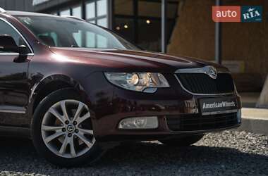 Універсал Skoda Superb 2011 в 