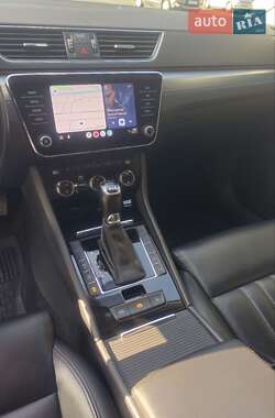 Ліфтбек Skoda Superb 2018 в 