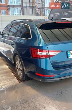 Универсал Skoda Superb 2017 в 