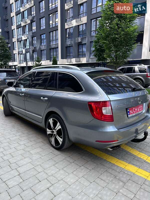 Универсал Skoda Superb 2010 в Ивано-Франковске
