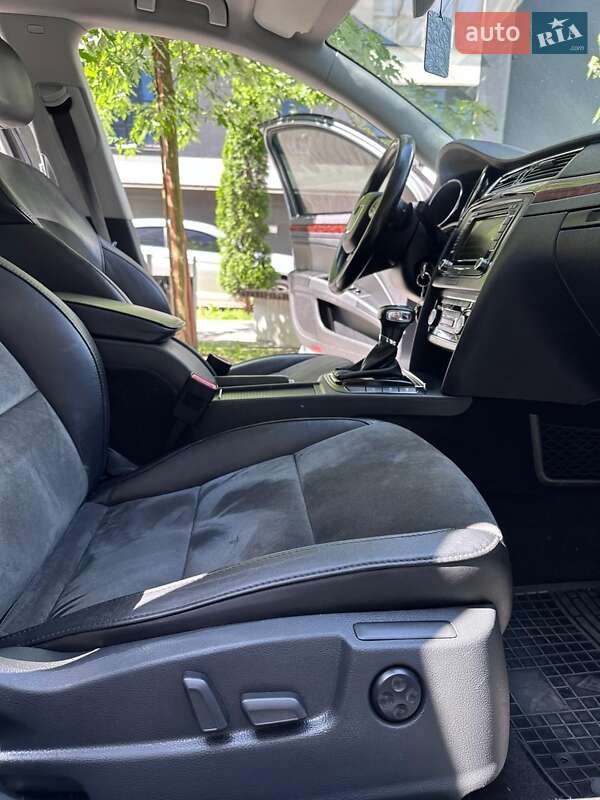 Универсал Skoda Superb 2010 в Ивано-Франковске