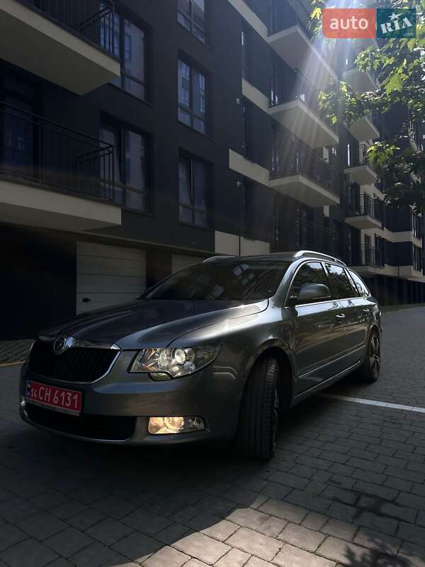 Универсал Skoda Superb 2010 в Ивано-Франковске