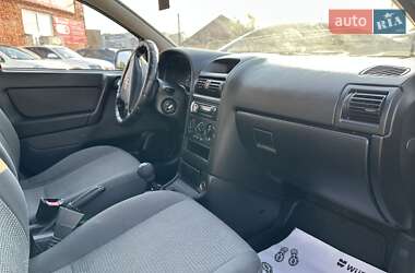 Лифтбек Skoda Superb 2013 в 