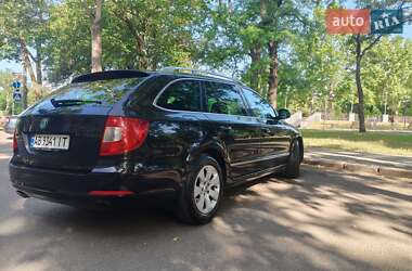 Универсал Skoda Superb 2012 в 