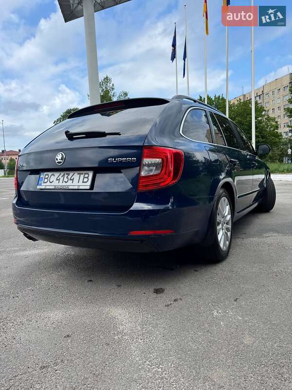 Универсал Skoda Superb 2014 в Львове