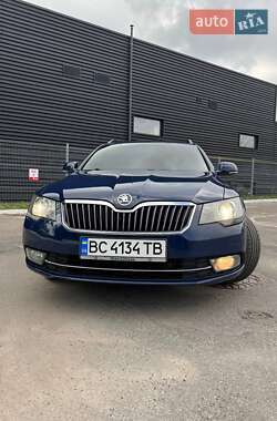 Универсал Skoda Superb 2014 в Львове