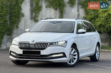 Універсал Skoda Superb 2021 в Рівному