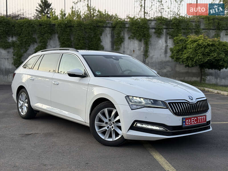 Универсал Skoda Superb 2021 в Ровно
