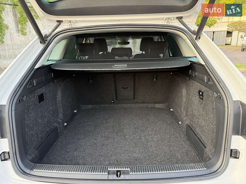 Универсал Skoda Superb 2021 в Ровно