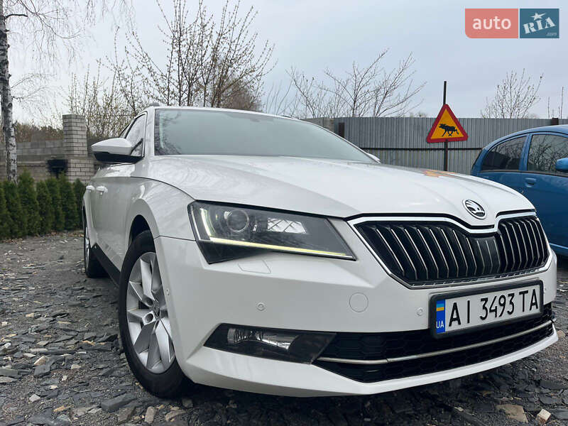 Универсал Skoda Superb 2016 в Киеве
