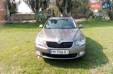 Универсал Skoda Superb 2012 в 