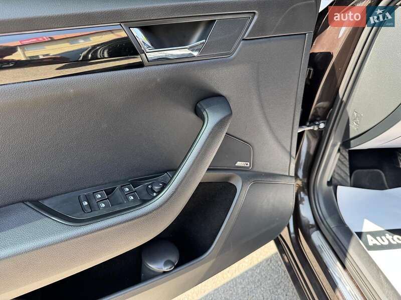 Лифтбек Skoda Superb 2016 в Запорожье