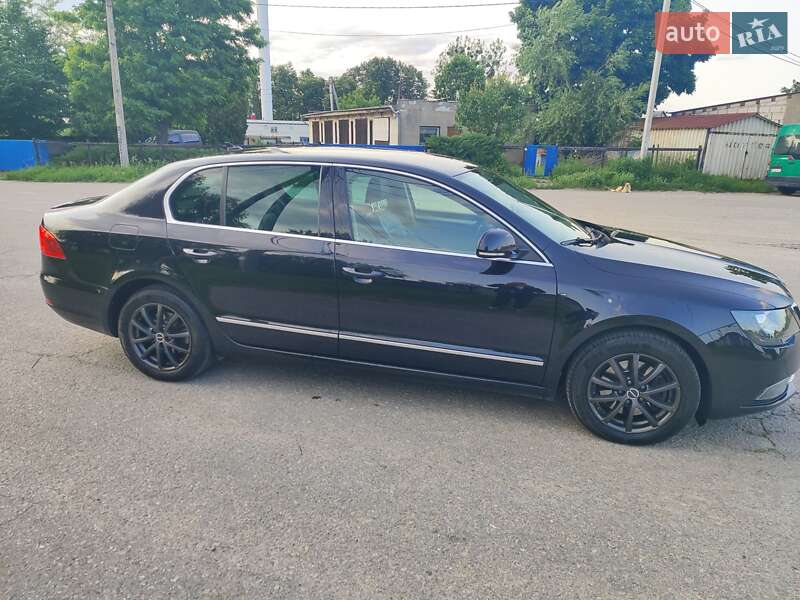 Лифтбек Skoda Superb 2015 в Звягеле фото 9 Лифтбек Skoda Superb 2015 в Звягеле