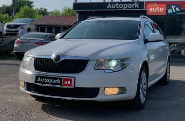 Універсал Skoda Superb 2011 в Вінниці