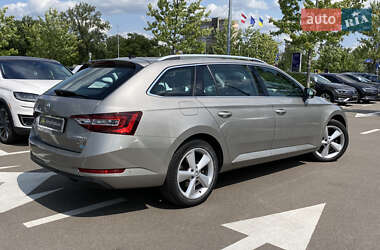 Универсал Skoda Superb 2015 в 