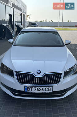 Ліфтбек Skoda Superb 2017 в 