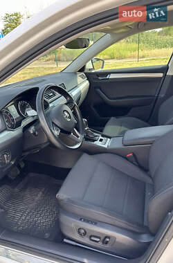 Ліфтбек Skoda Superb 2017 в 