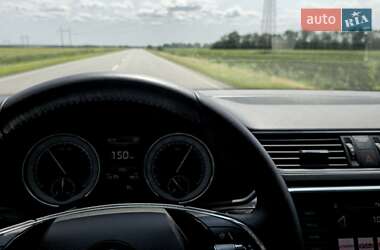 Лифтбек Skoda Superb 2020 в 