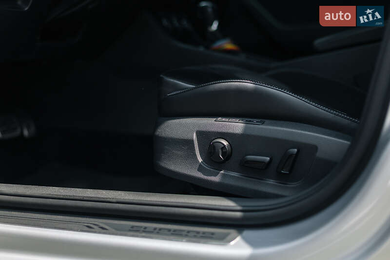 Лифтбек Skoda Superb 2016 в Днепре