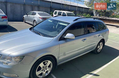 Универсал Skoda Superb 2012 в Виноградове