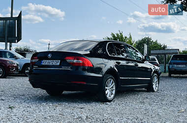 Лифтбек Skoda Superb 2014 в 