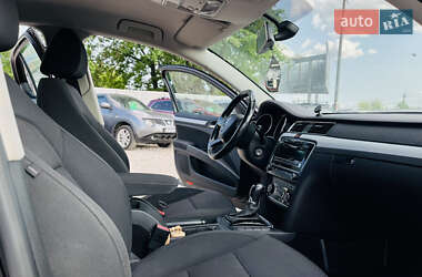 Лифтбек Skoda Superb 2014 в 