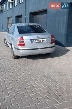 Лифтбек Skoda Superb 2008 в 