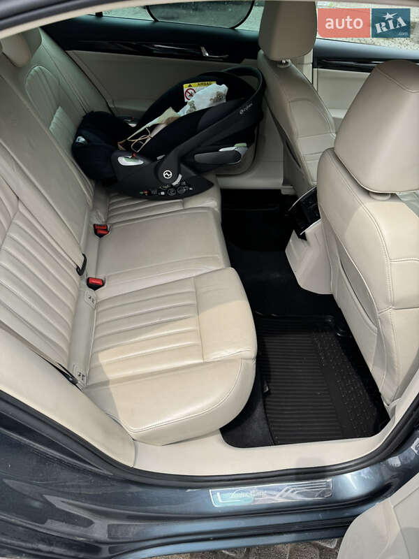 Лифтбек Skoda Superb 2016 в Львове