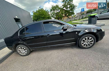 Лифтбек Skoda Superb 2007 в 