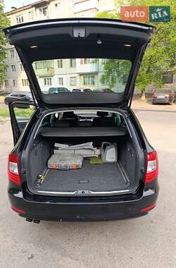 Универсал Skoda Superb 2015 в 