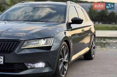 Універсал Skoda Superb 2016 в 
