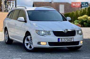 Універсал Skoda Superb 2012 в Дрогобичі