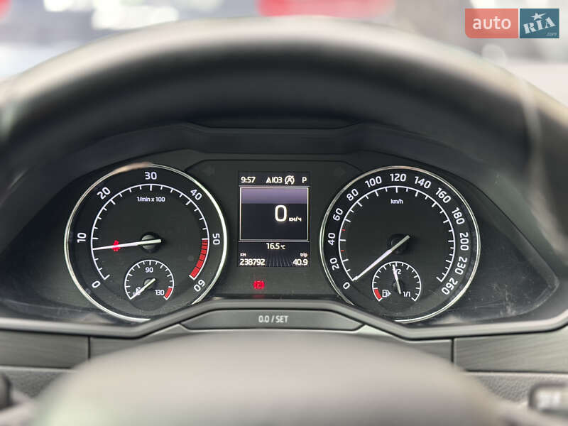 Универсал Skoda Superb 2016 в Киеве