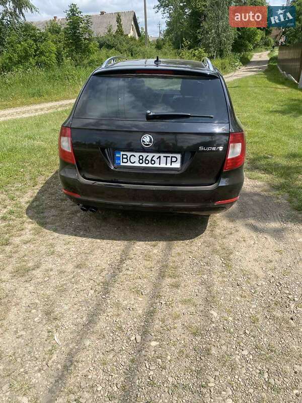 Универсал Skoda Superb 2009 в Рудниках